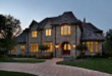 Owners of Foreclosure Homes Feeling Effects of Housing Downturn